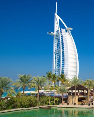 ЖК Fairmont Residences Dubai Skyline by RSG в Дубае left